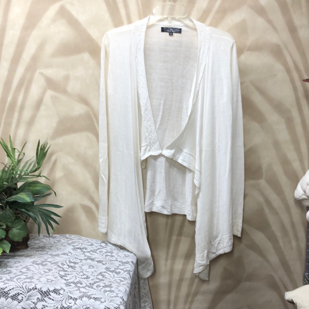 Almost Famous cream‎ colored sweater
